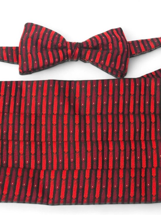 Vintage silk black & red plaid bow tie & cummerbund set | eBay VTG 50s Adjustolox Silk Cummerbund Bow Tie Set Red Black Stripe Formal Prom NYE
